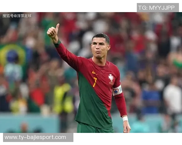 C罗社交媒体分享庆祝照片表达骄傲之情称球队完成使命 C罗社交媒体分享庆祝照片表达骄傲之情称球队完成使命