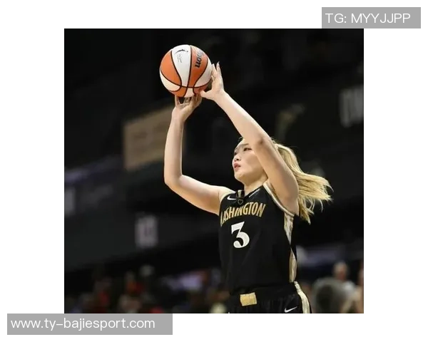 伊森赛前接受妈妈心理辅导命中五记三分助球队获胜表现出色 伊森赛前接受妈妈心理辅导命中五记三分助球队获胜表现出色