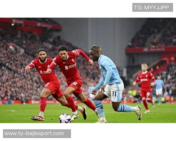 凯恩与宽萨室内训练状态不明出战威尔士之战存疑 凯恩与宽萨室内训练状态不明出战威尔士之战存疑