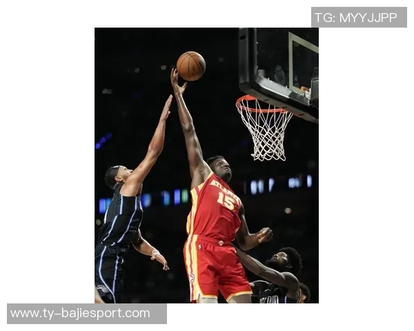 杰伦布朗轻松发挥仅用25分钟便斩获19分6篮板6助攻的精彩表现